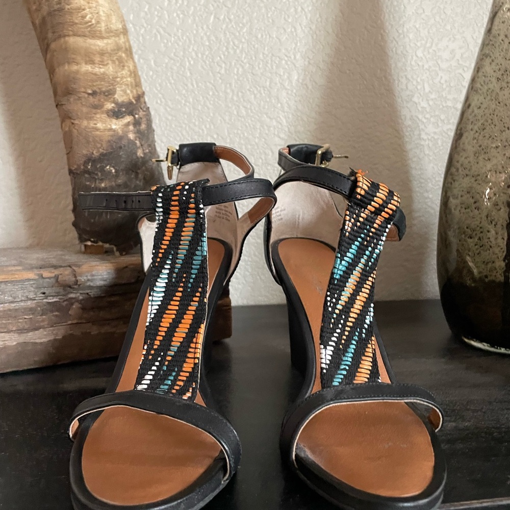 Stylish Black and Multicolor Women's Sandals